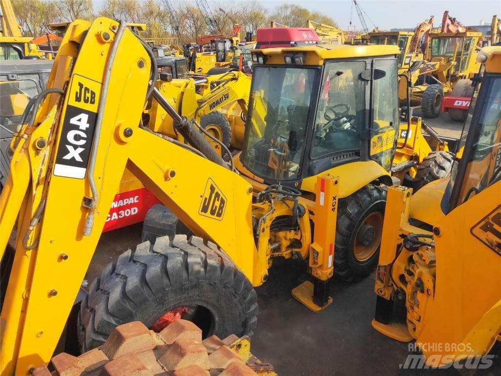 JCB 4CX Buldoexcavatoare