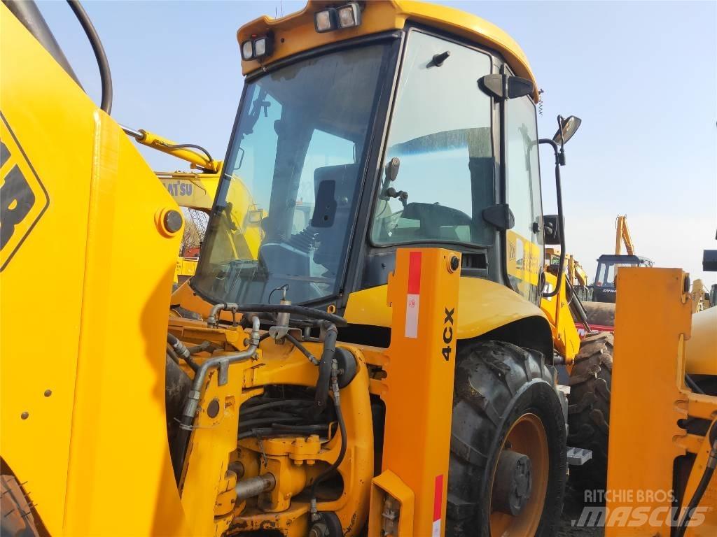 JCB 4CX Buldoexcavatoare