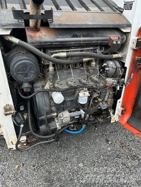 Bobcat 864 H Mini incarcator