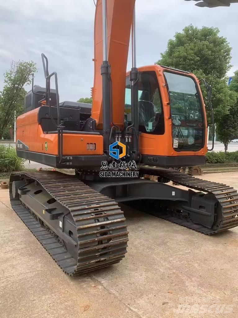 Develon DX 215 Excavatoare 7t - 12t