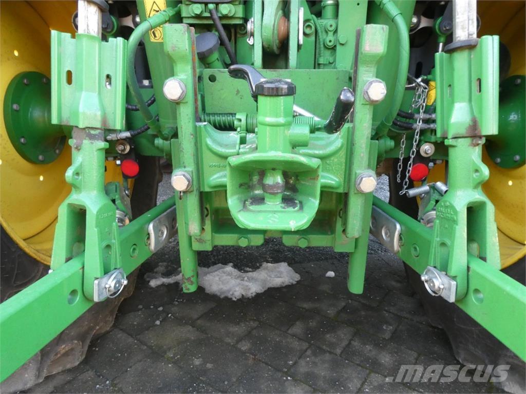John Deere 6R 110 Tractoare