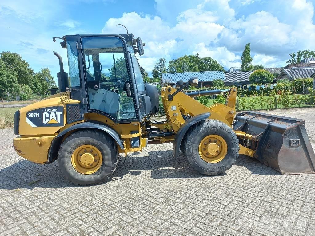 CAT 907 H Incarcator pe pneuri