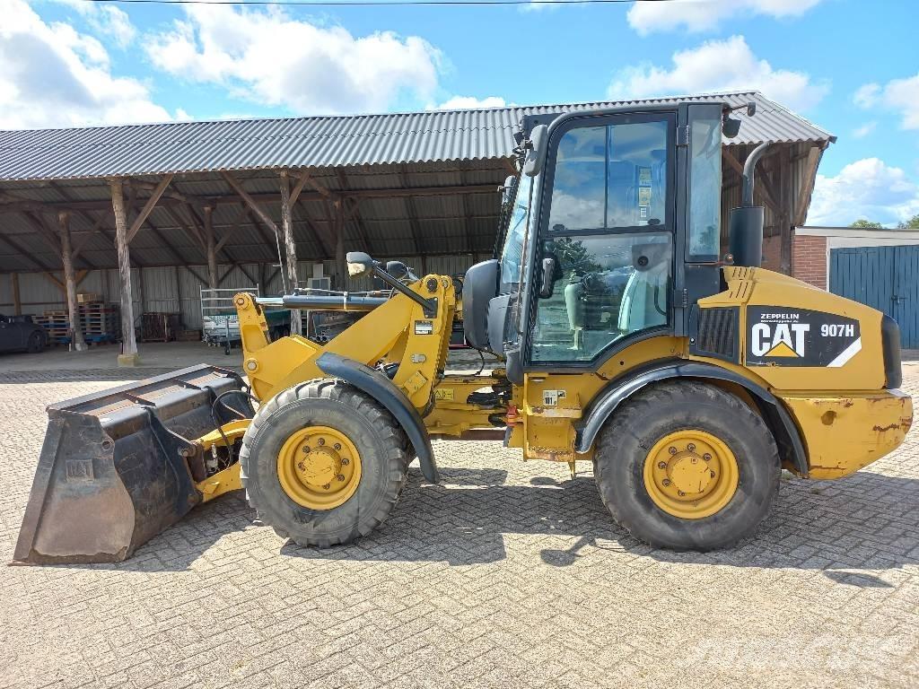 CAT 907 H Incarcator pe pneuri