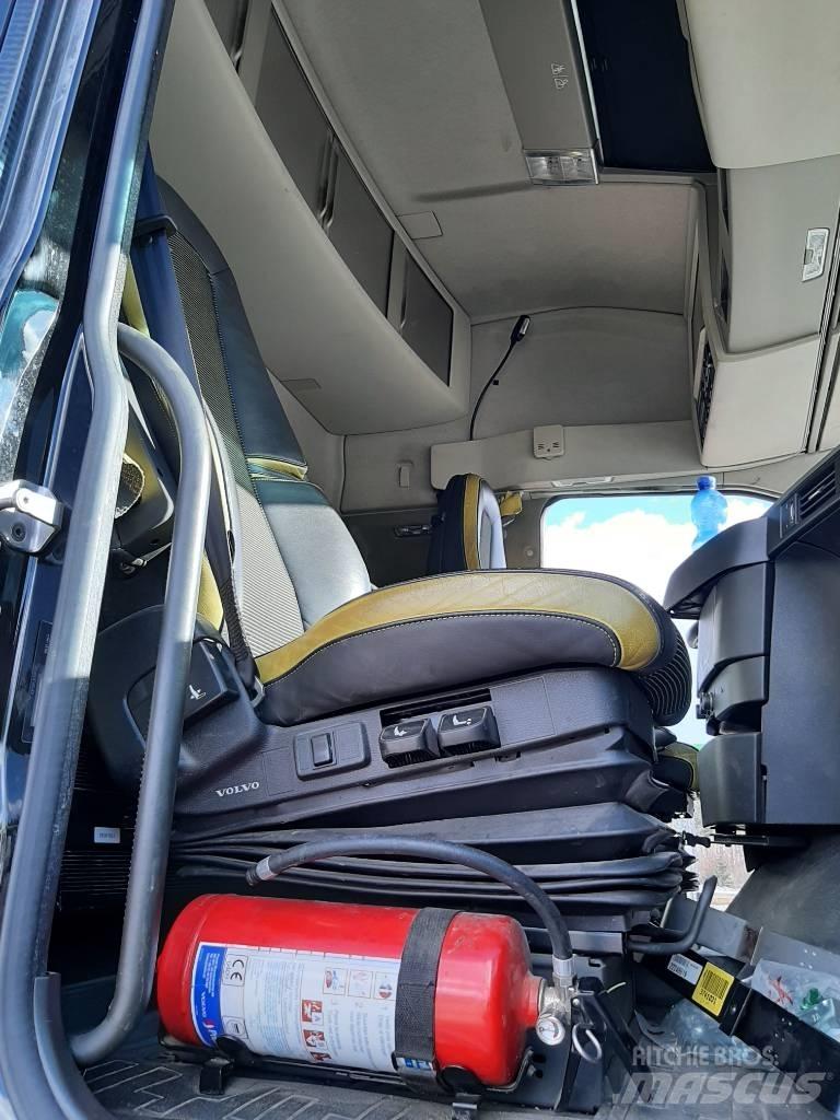 Volvo FH 16 Camion pentru lemne