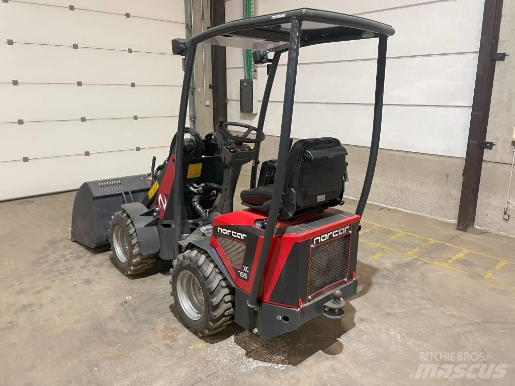 Norcar 755 Excavatoare cu roti