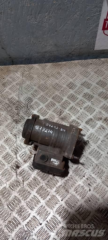 Scania R 440.   1879274 Frane