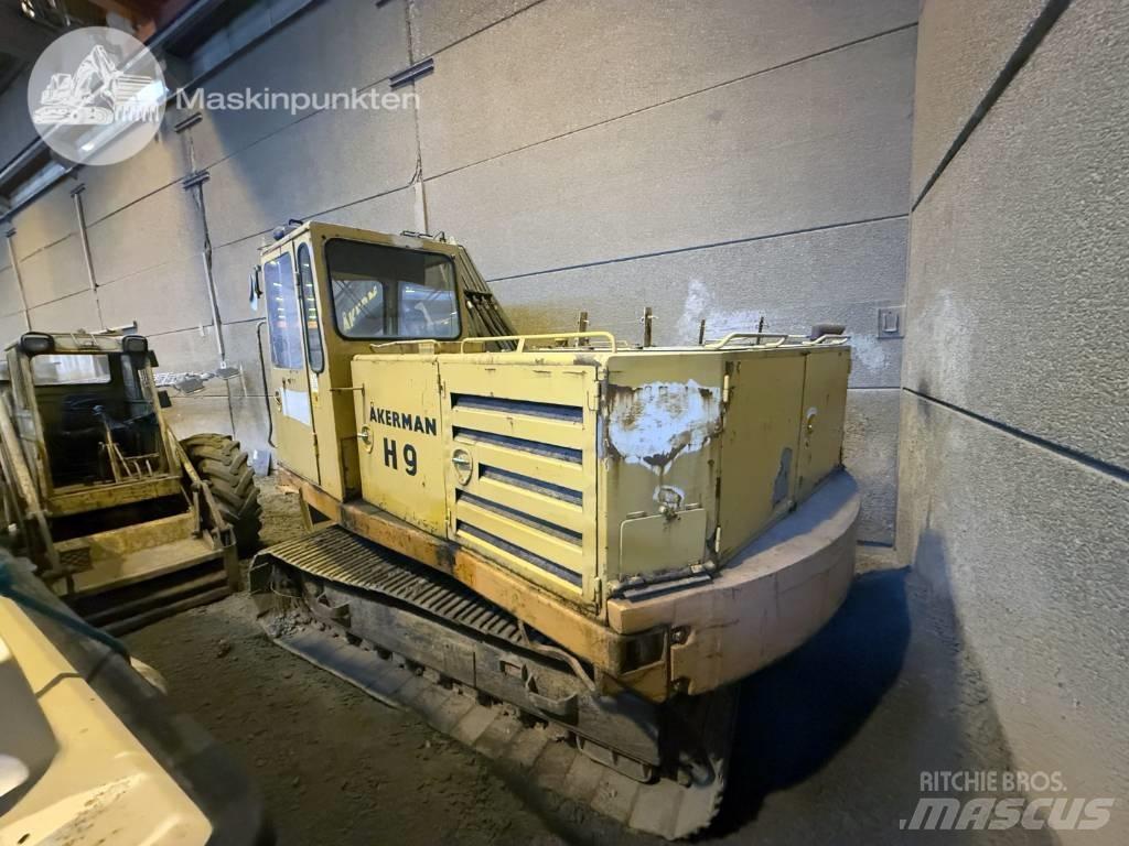 Åkerman H 9 Excavatoare pe șenile
