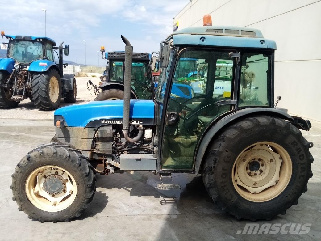 New Holland TN 90 F Tractoare