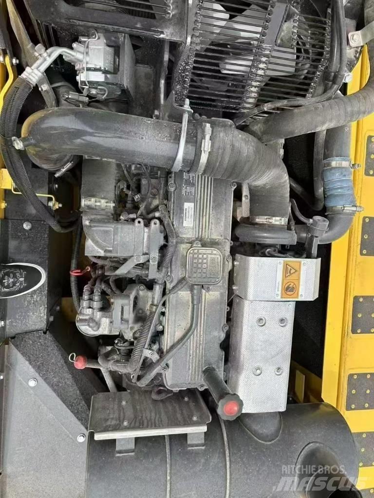 Komatsu 360-8MO Excavatoare pe șenile
