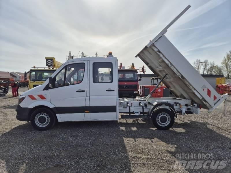 Mercedes-Benz Tipper Autobasculanta
