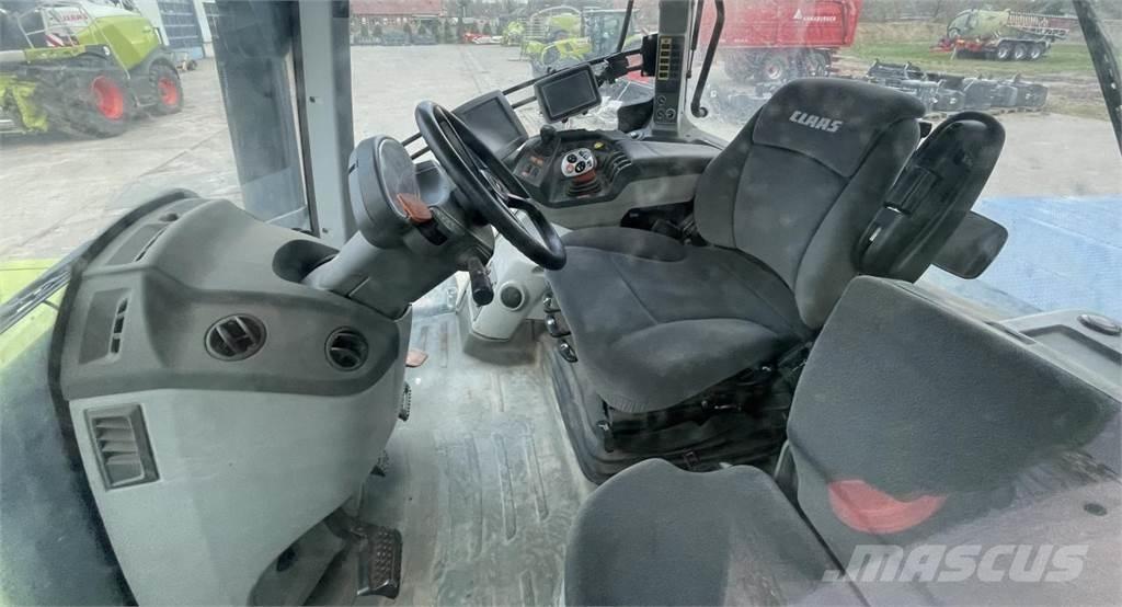 CLAAS Axion 930 Tractoare