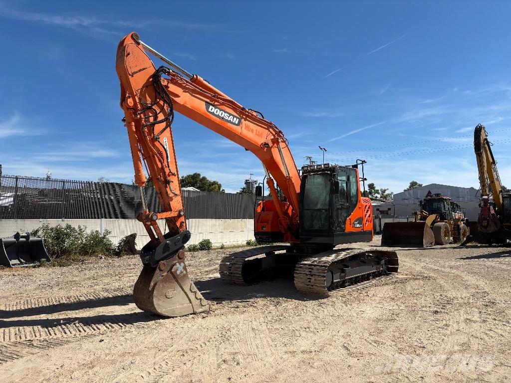 Doosan DX 235 LCR Excavatoare pe șenile
