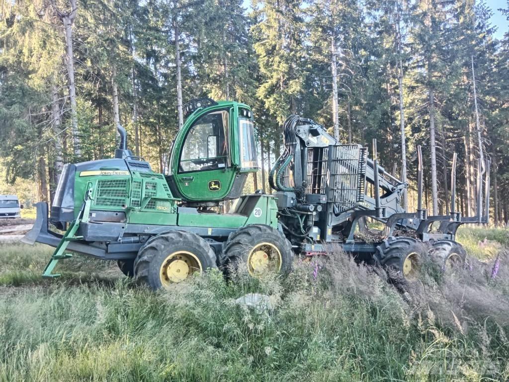 John Deere 1510 G Transportoare