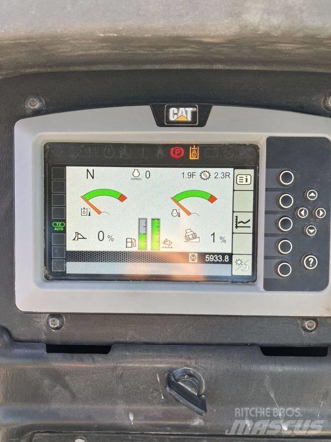 CAT D 6 K 2 XL Buldozere pe senile