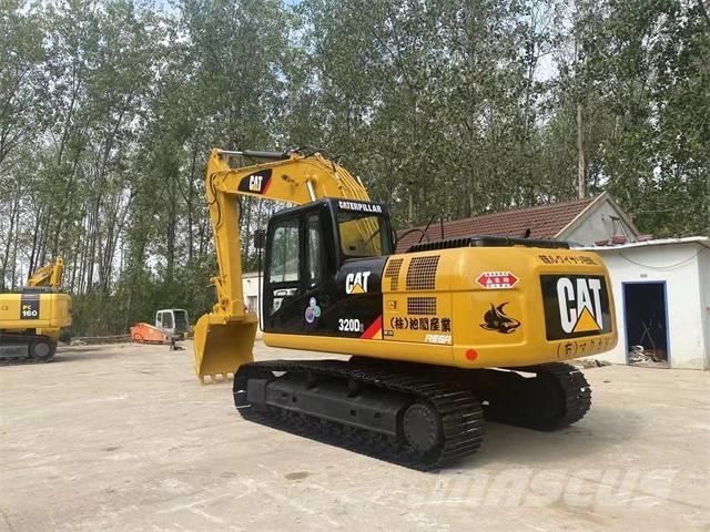CAT 320D2 Excavatoare pe șenile

