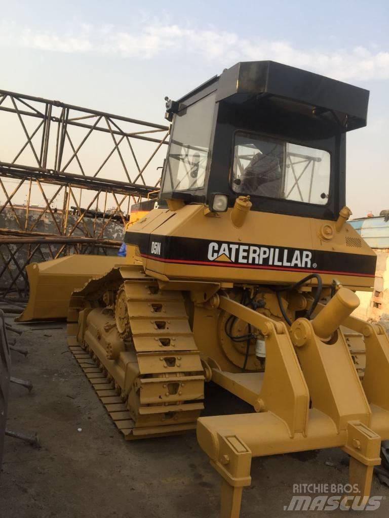 CAT D5N Buldozere pe senile