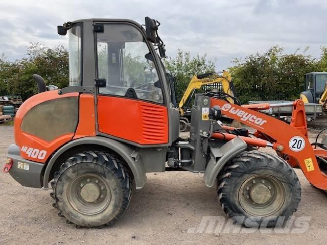 Atlas weycor ar400 Incarcator pe pneuri