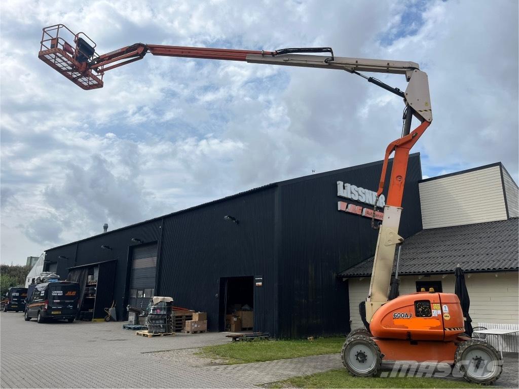 JLG 600 AJ Nacele cu brat articulat