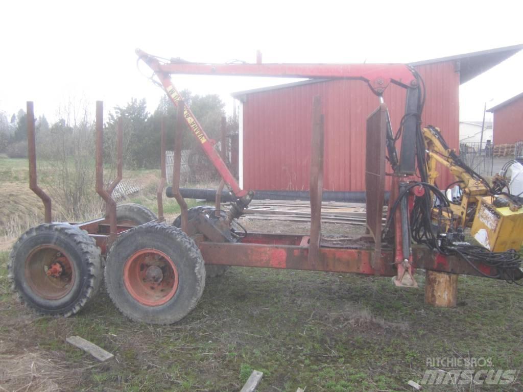 Patu 500 + Metsäkärry Remorci forestiere