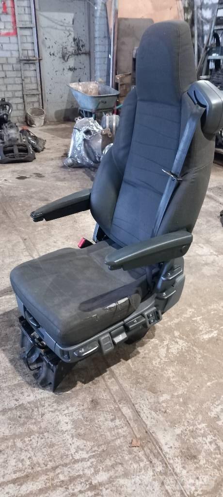 Scania R440  2627357 Cabine si interior