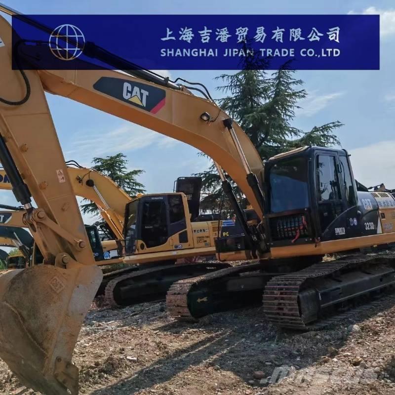 CAT 323 D Excavatoare pe șenile
