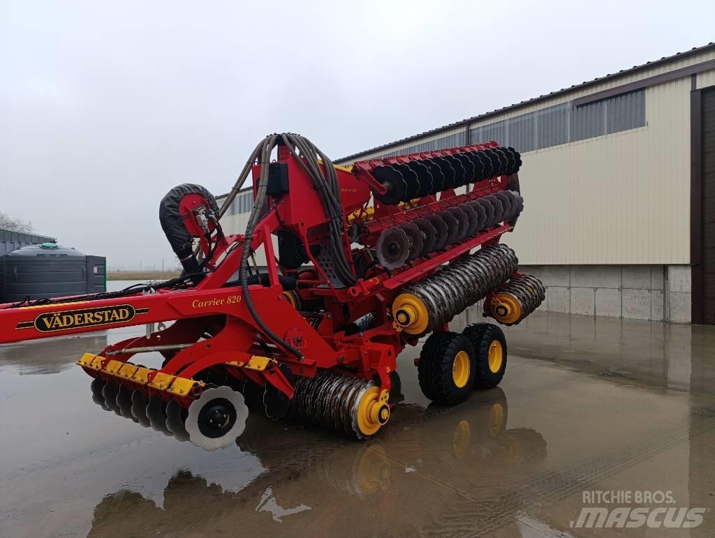 Väderstad Carrier820 Grape cu disc