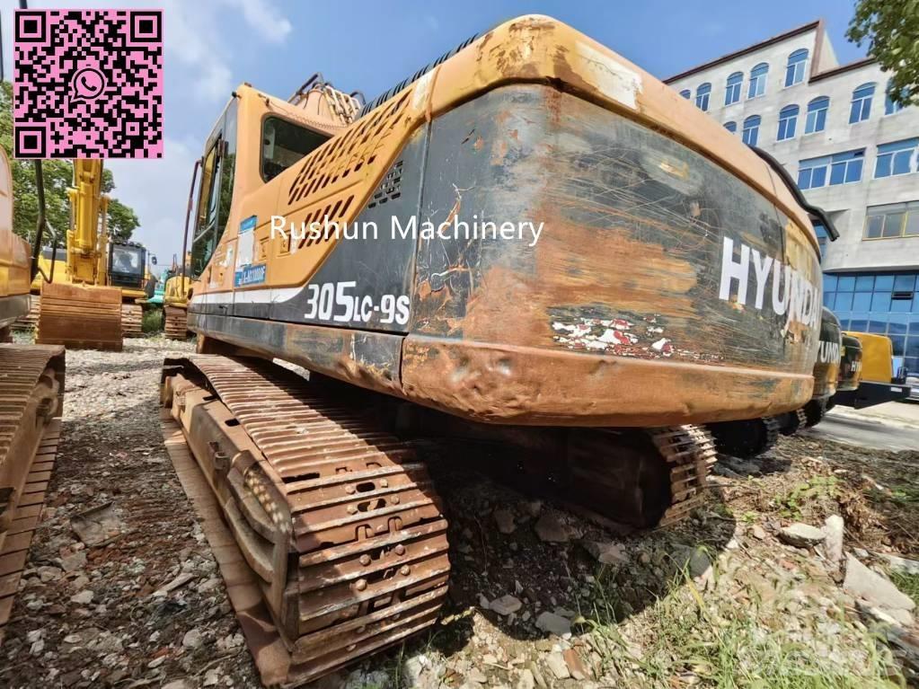 Hyundai 305 Excavatoare pe șenile
