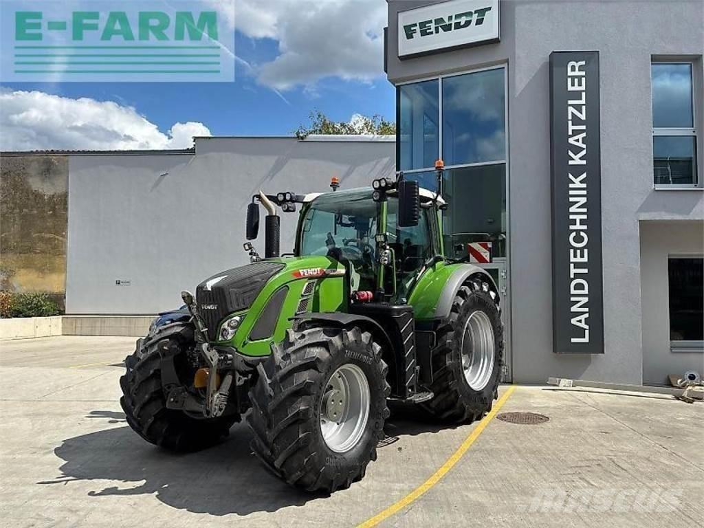 Fendt 724 vario Tractoare