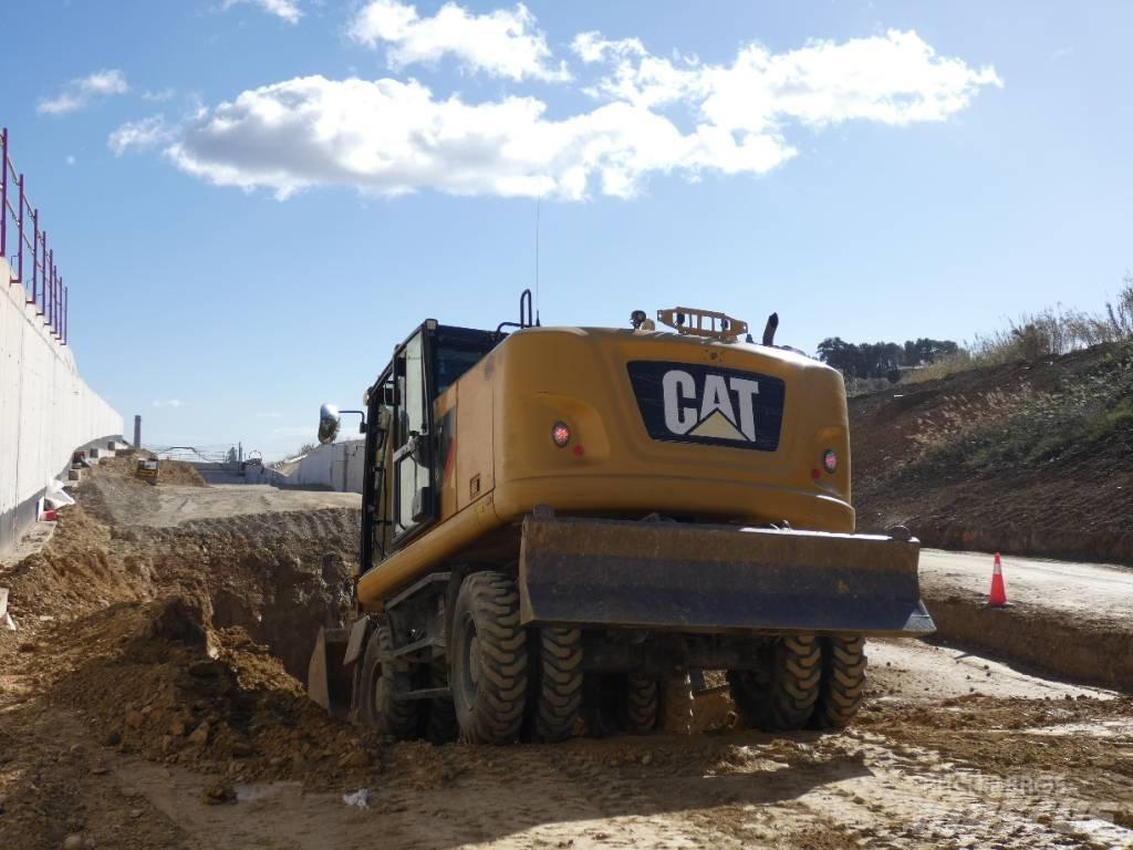 CAT M 318 F Excavatoare cu roti