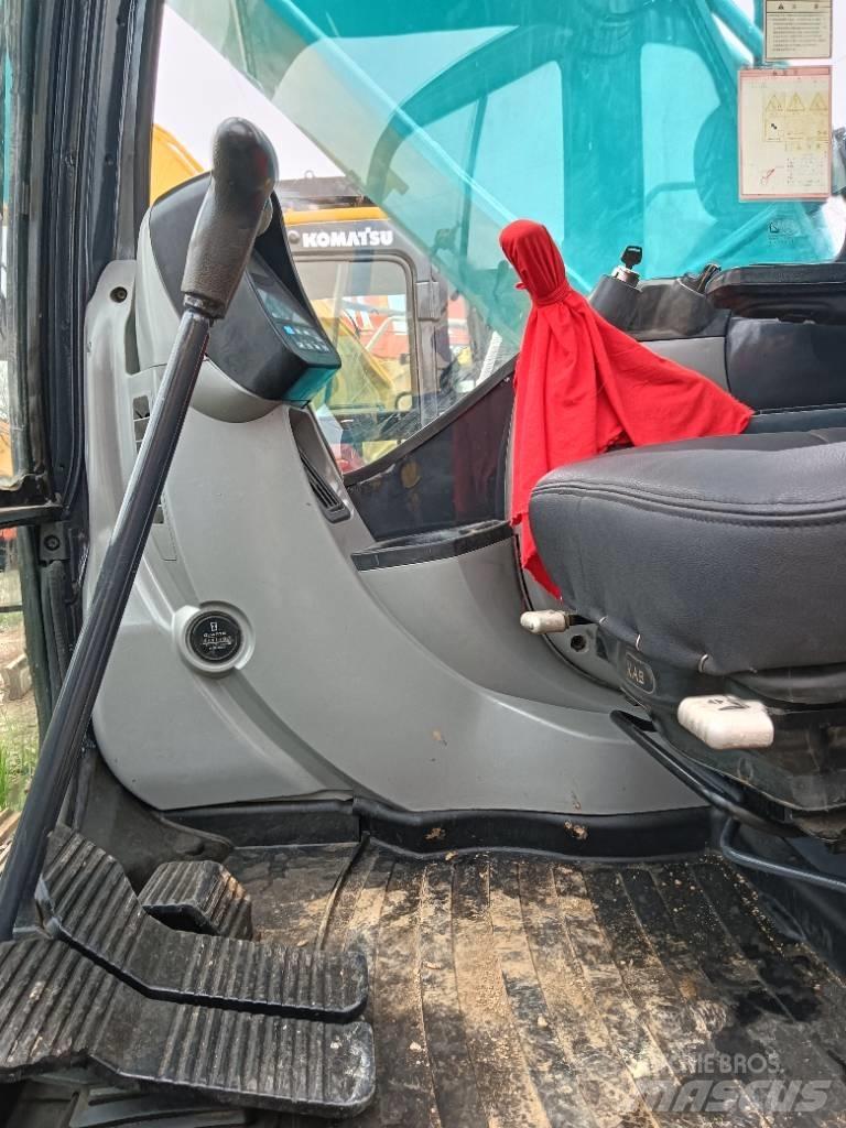 Kobelco SK 200 Excavatoare 7t - 12t
