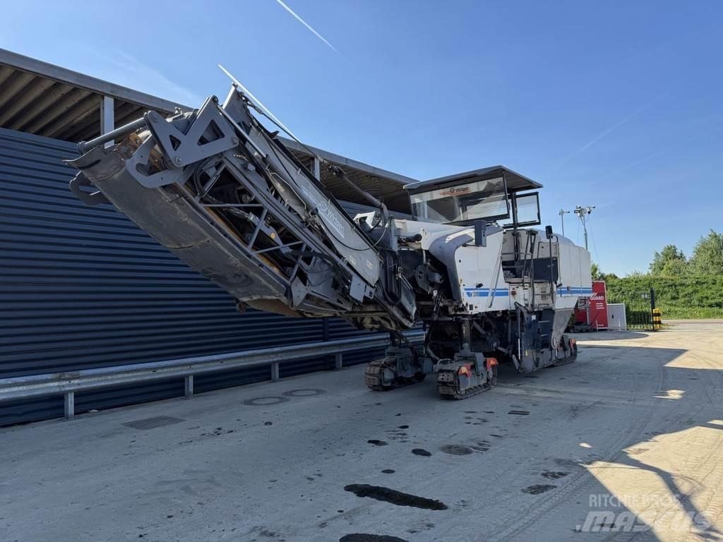 Wirtgen W 210 Utilaje asfalt cu freze reci