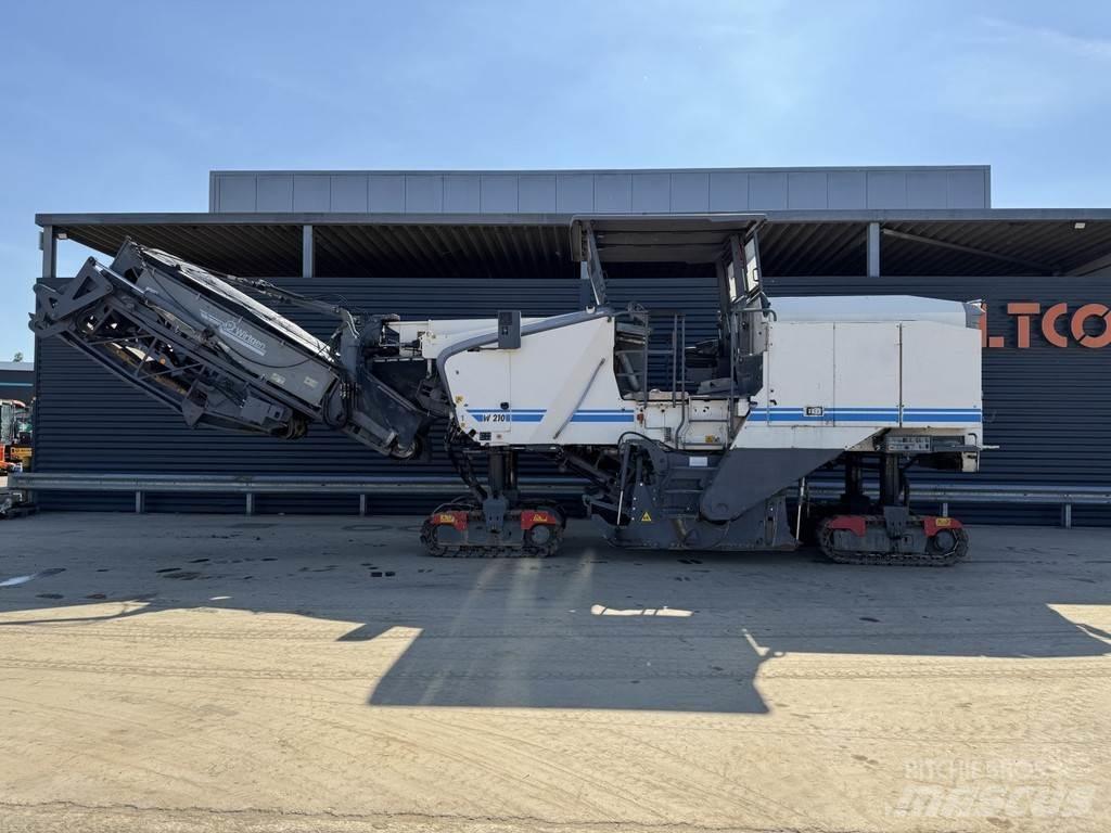 Wirtgen W 210 Utilaje asfalt cu freze reci