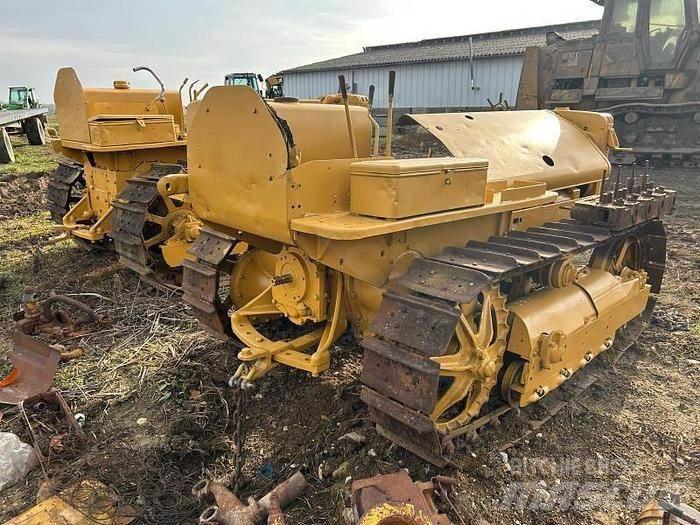 CAT D2 - Buldozere pe senile