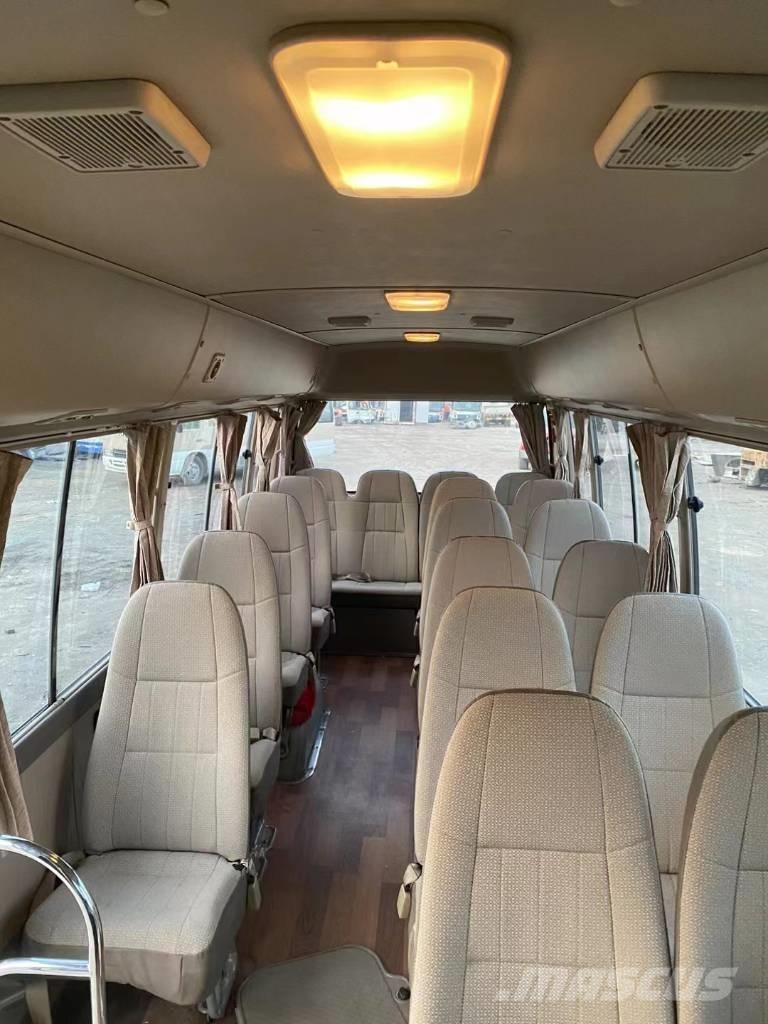 Toyota Coaster Bus Mini autobuze
