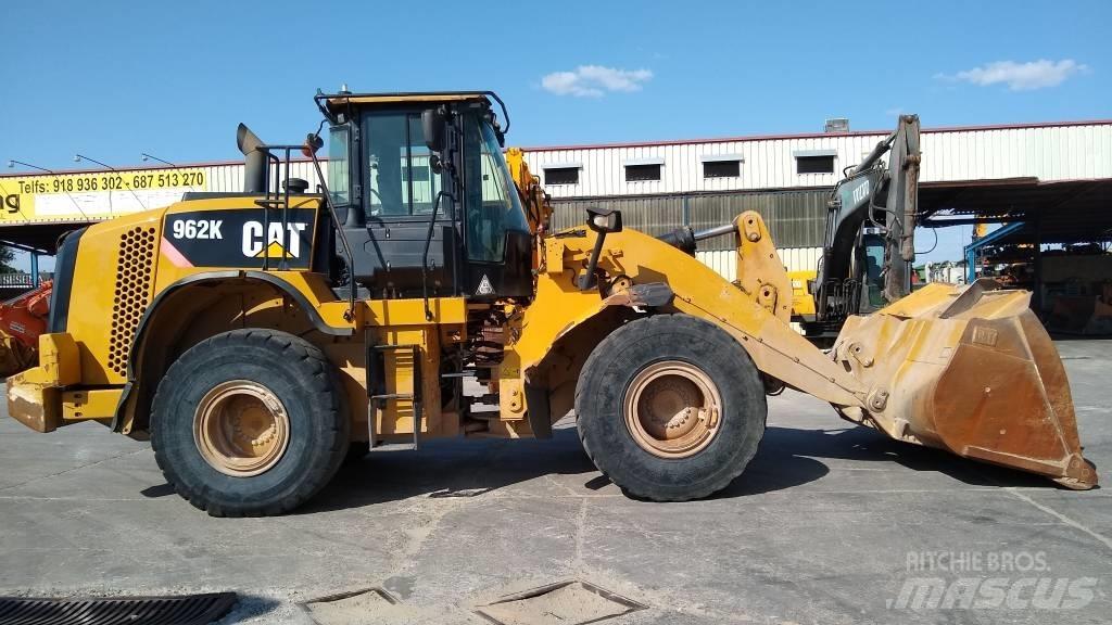 CAT 962K Incarcator pe pneuri