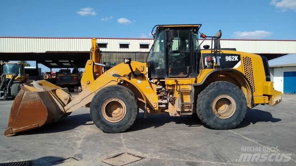 CAT 962K Incarcator pe pneuri