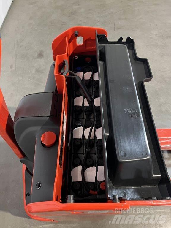 Linde T16 Transpaleta electica cu furca