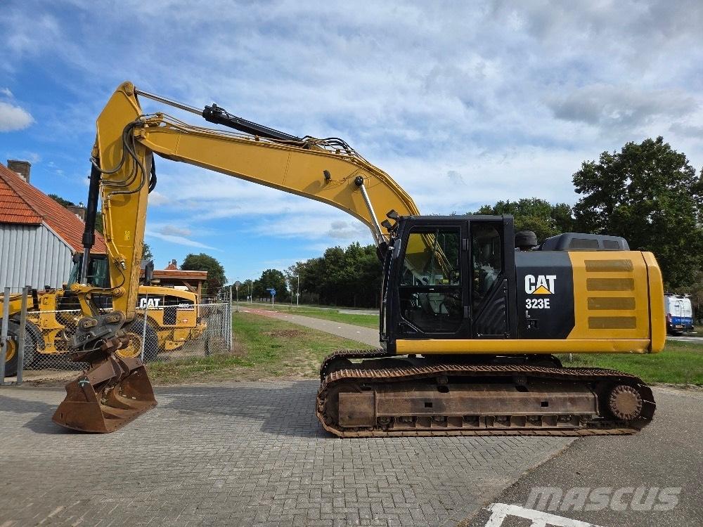 CAT 323EL Excavatoare pe șenile

