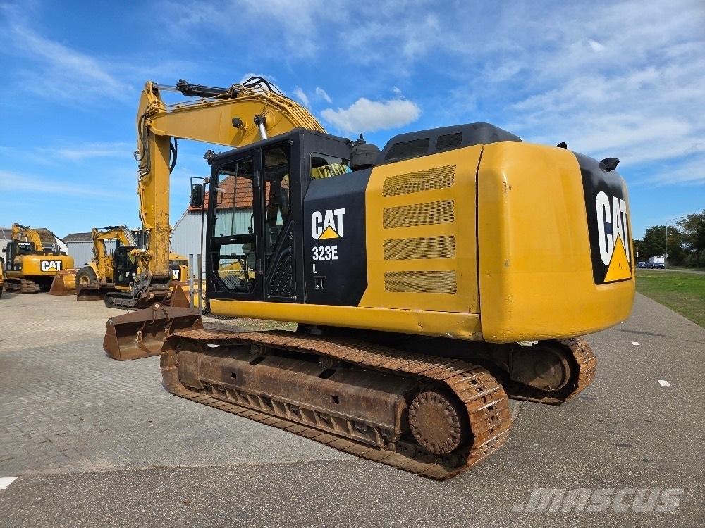 CAT 323EL Excavatoare pe șenile
