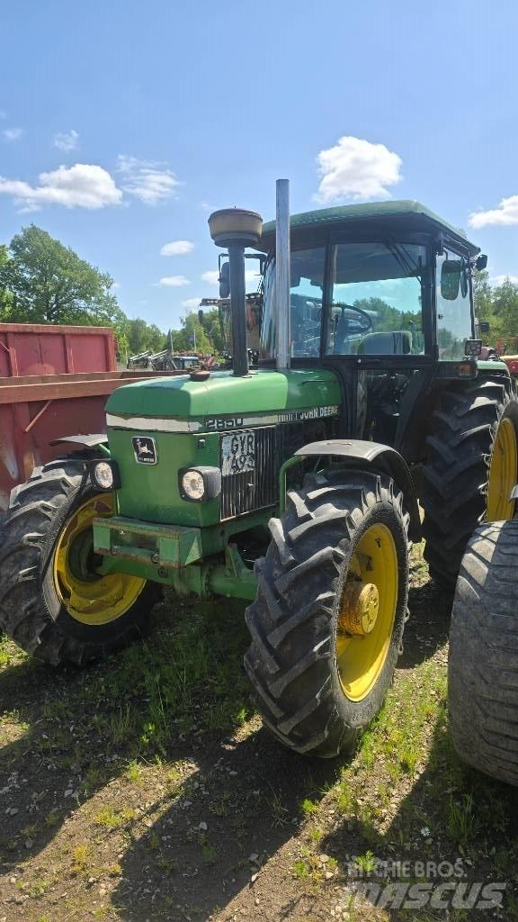 John Deere 2850 Tractoare