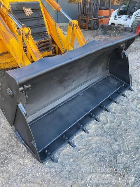 JCB 3 CX Buldoexcavatoare
