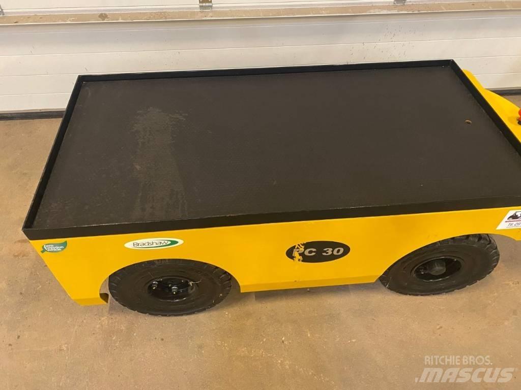 Bradshaw PC30 Camioane de tractiune