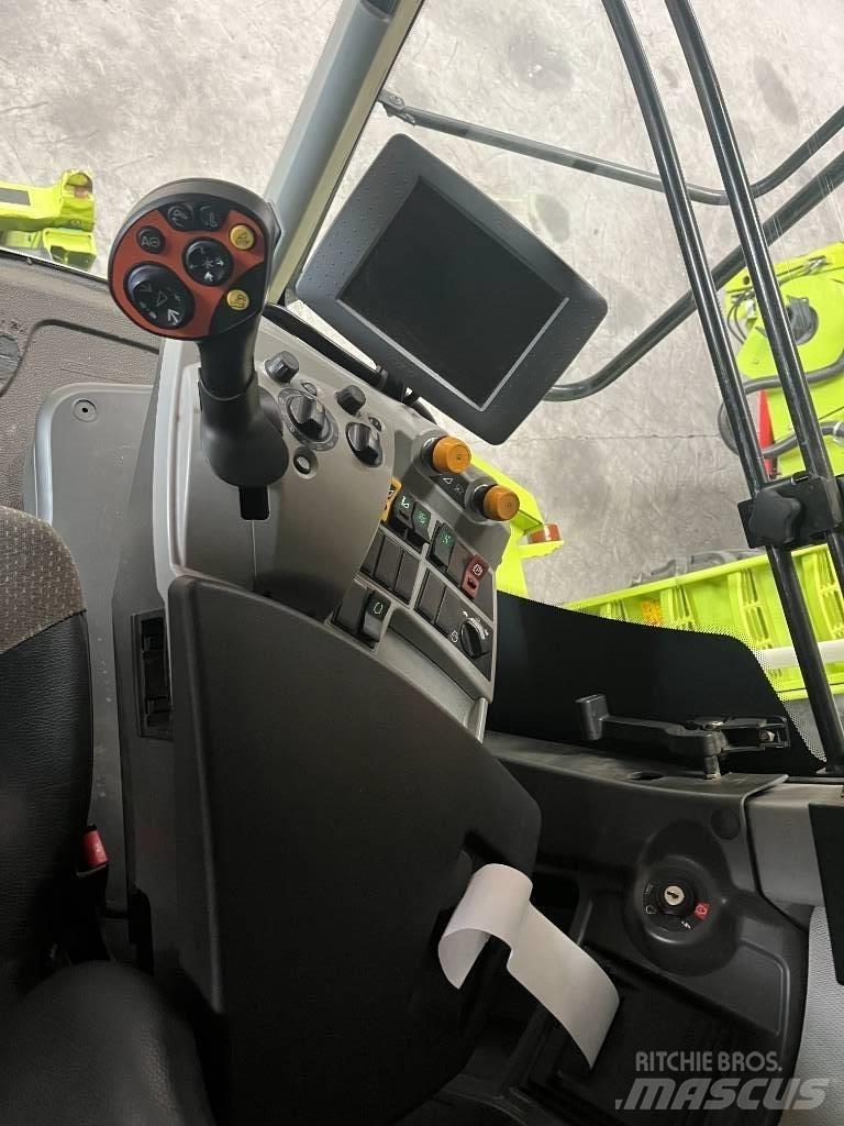CLAAS LEXION 770 Combine de secerat
