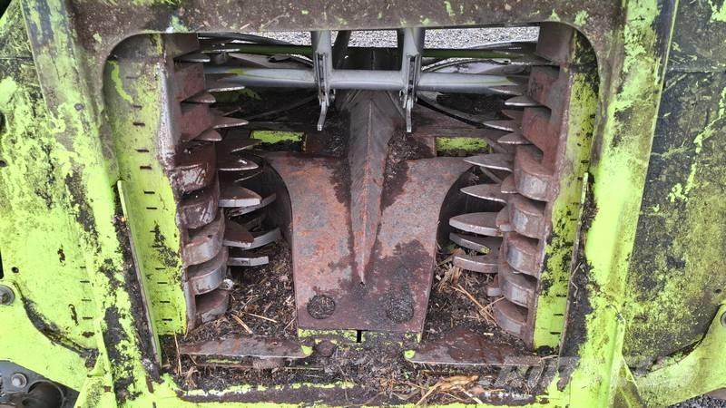 CLAAS 494 Combine de secerat