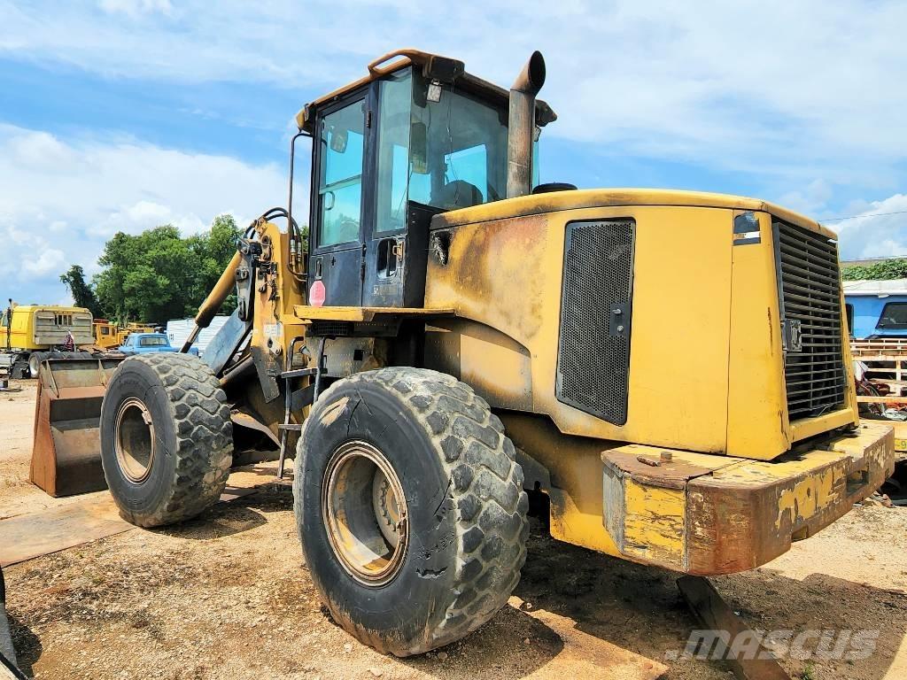 CAT IT 38 G Incarcator pe pneuri