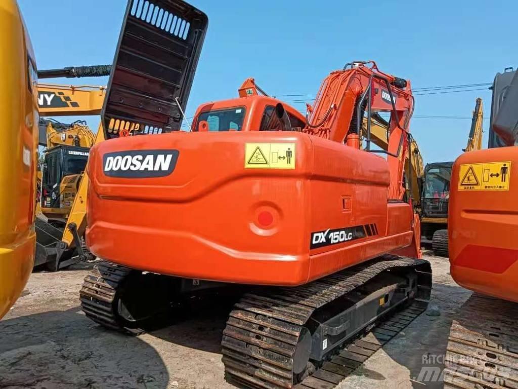 Doosan DX150 Excavatoare 7t - 12t