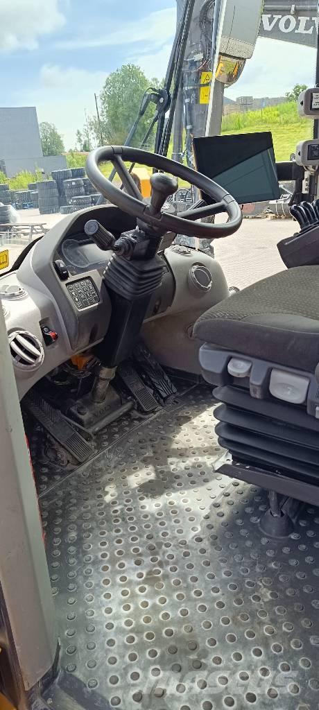 Volvo L110H Incarcator pe pneuri