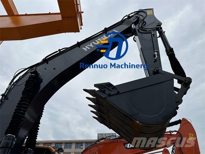 Hyundai R220LC-9S Excavatoare pe șenile
