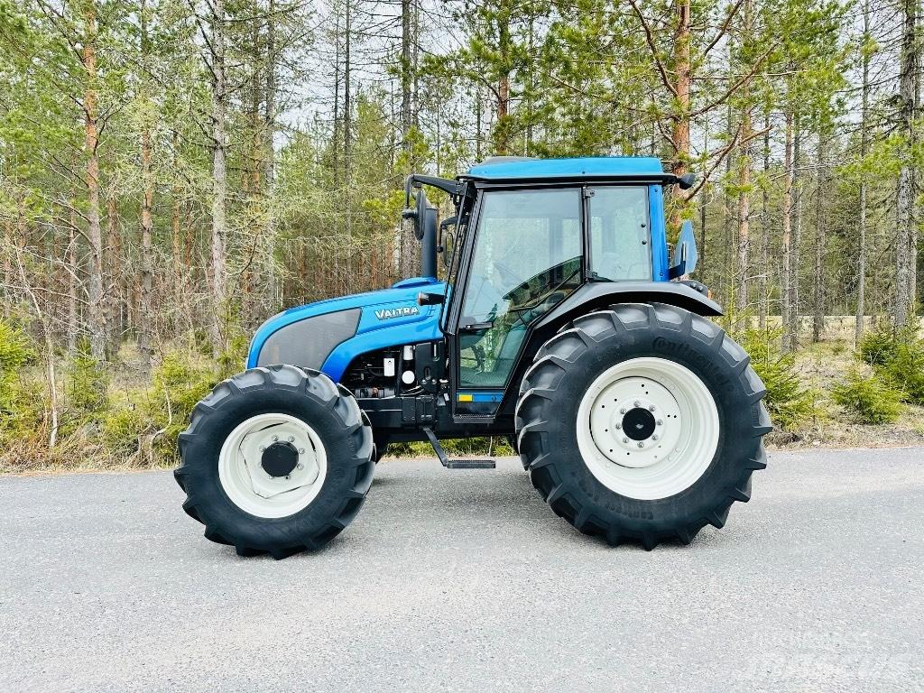 Valtra A 92 Tractoare