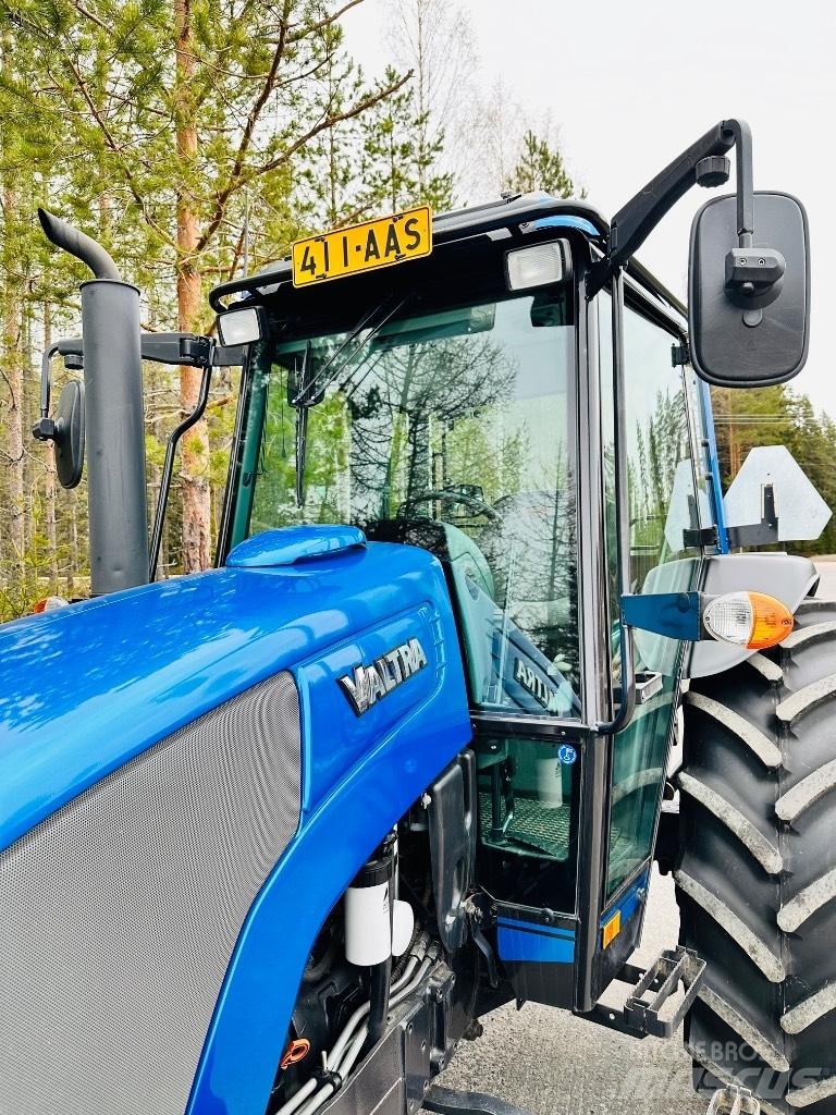 Valtra A 92 Tractoare